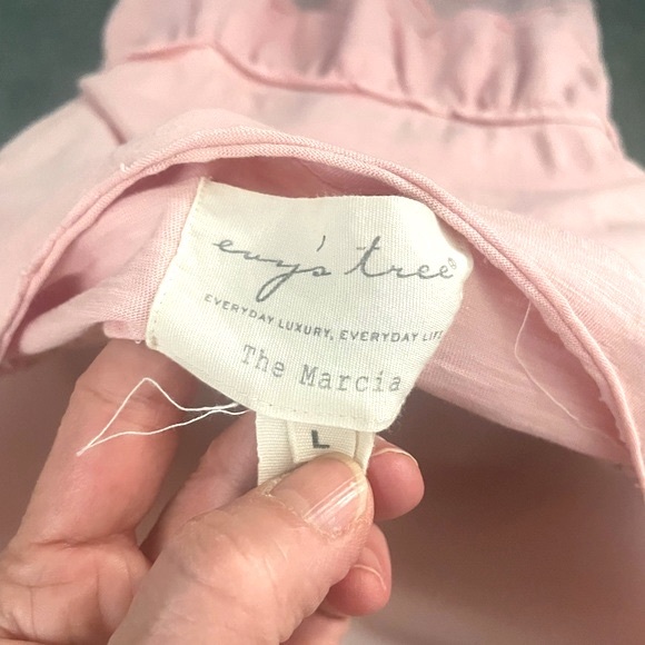 EVY’S TREE The Marcia Ruffle Peplum Top - Picture 8 of 10